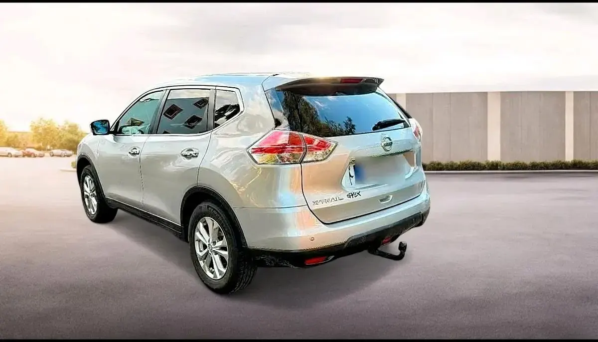 Gebraucht Nissan X-Trail 360º 131 PS (96 kW) 2016 Silber SUV