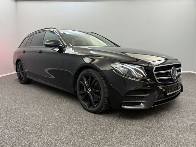 Gebraucht Mercedes E220 AMG 194 PS (142 kW) 2018 Schwarz Kombi