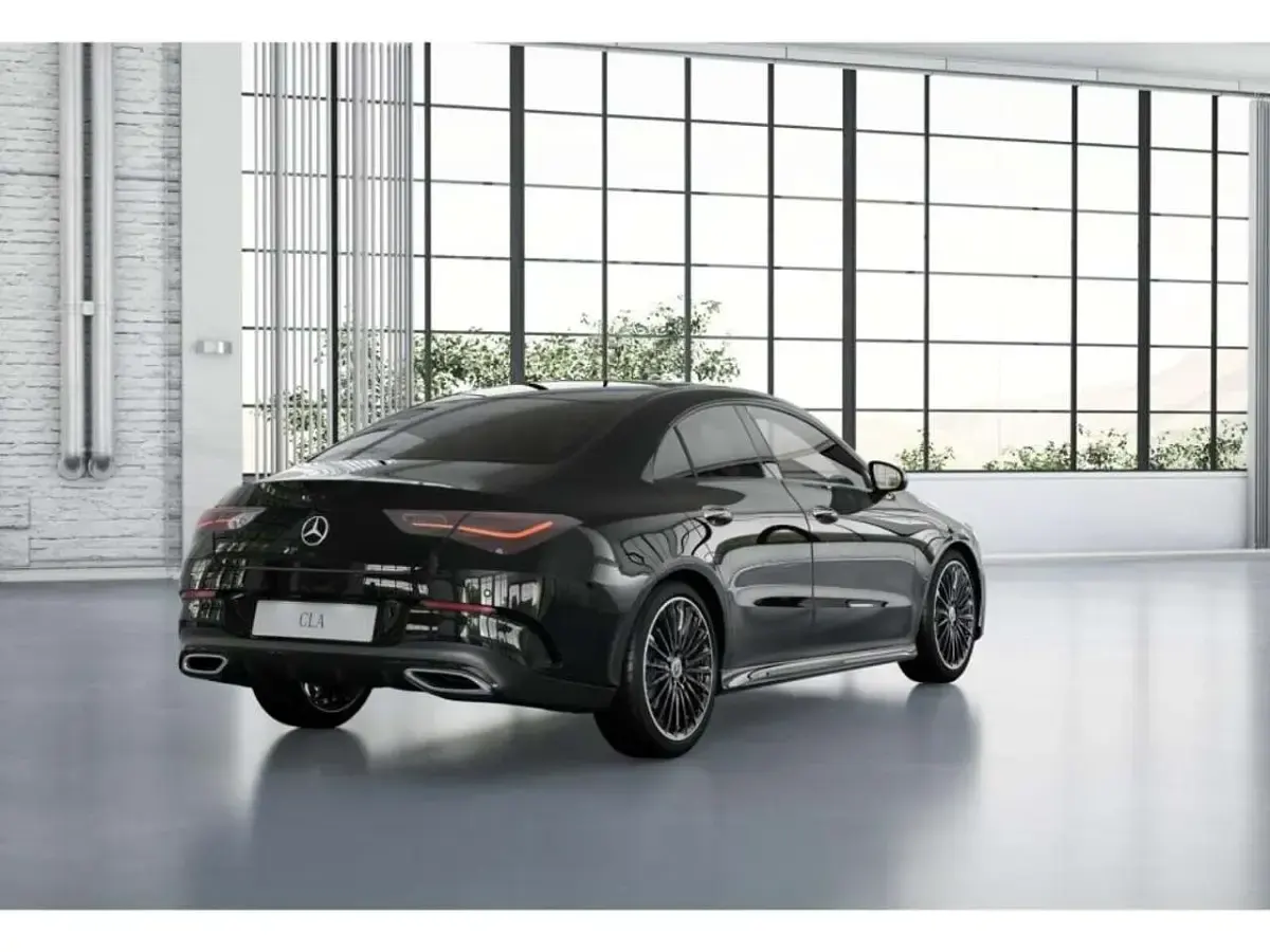 Gebraucht Mercedes CLA200 AMG 150 PS (110 kW) 2025 Schwarz nachtschwarz Coupé