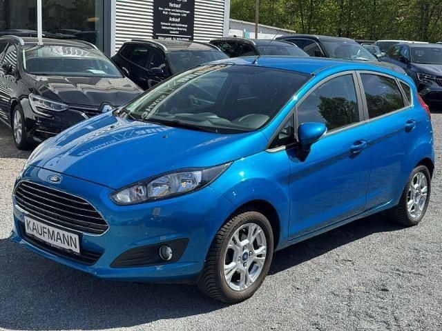 Gebraucht Ford Fiesta SYNC Edition 80 PS (58 kW) 2014 Blau Kleinwagen