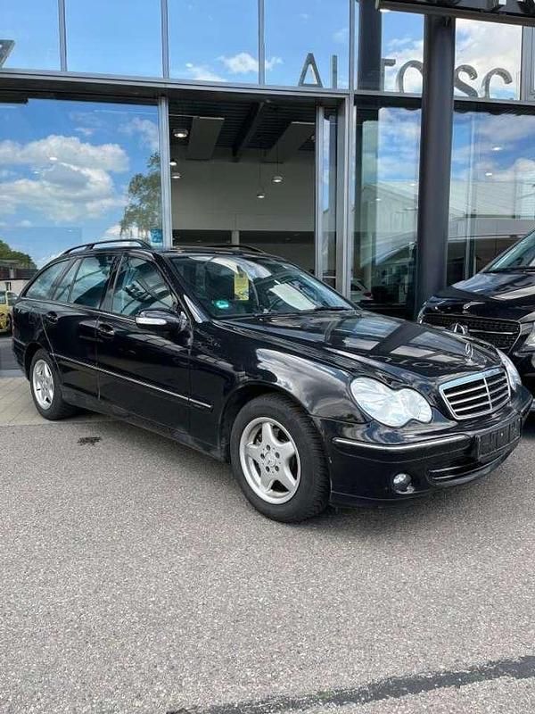 Second-hand Mercedes C180 Classic 143 CP (105 kW) 2006 Negru Break