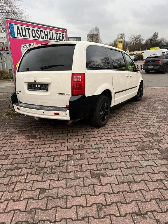 Gebraucht Dodge Grand Caravan 178 PS (130 kW) 2010 Weiß Van / Kleinbus
