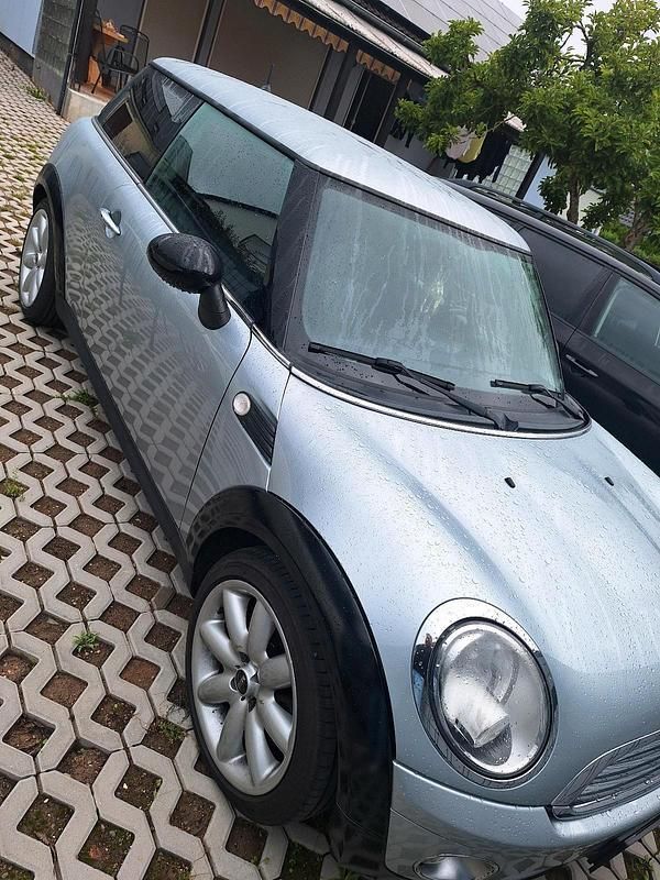 Silber Gebraucht 2007 Mini Cooper Coupé Coupé | 5.000 € (Fairer Preis) - Bild 1/4