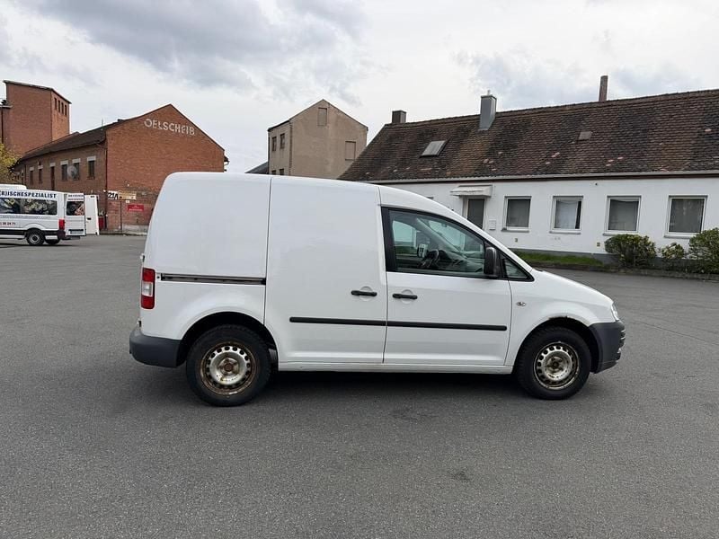 Gebraucht VW Caddy 75 PS (55 kW) 2010 Weiß Van / Kleinbus