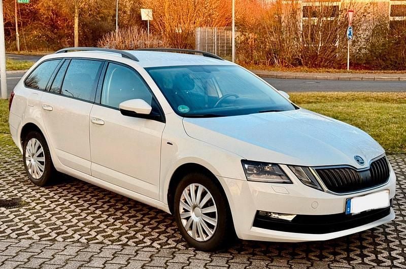 Gebraucht Skoda Octavia 115 PS (84 kW) 2017 Weiß Kombi