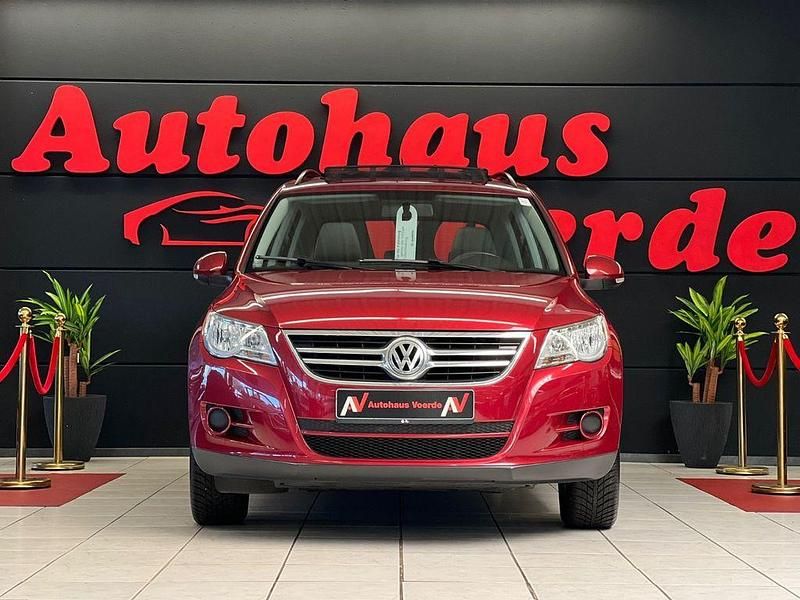 Gebraucht VW Tiguan Trendline 110 PS (80 kW) 2011 Rot SUV