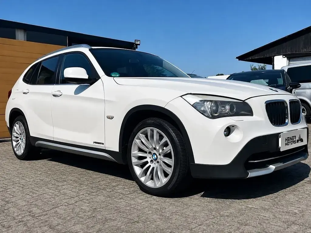 Gebraucht BMW X1 xLine 218 PS (160 kW) 2011 Weiß SUV