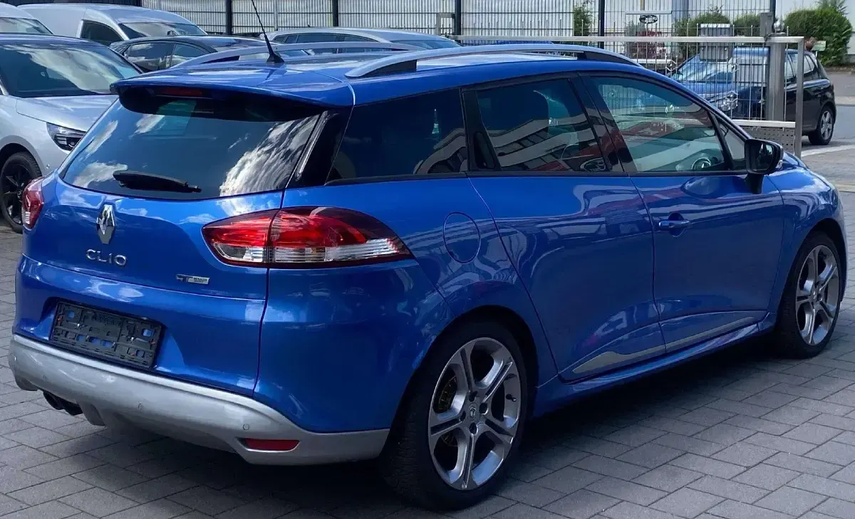 Gebraucht Renault Clio GT 120 PS (88 kW) 2016 Malta blue Kombi