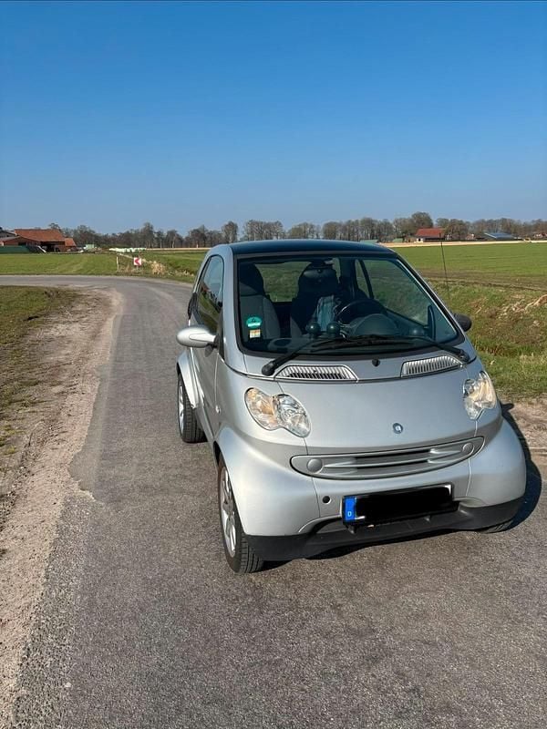 Gebraucht Smart ForTwo Coupé 61 PS (44 kW) 2007 Silber Coupé