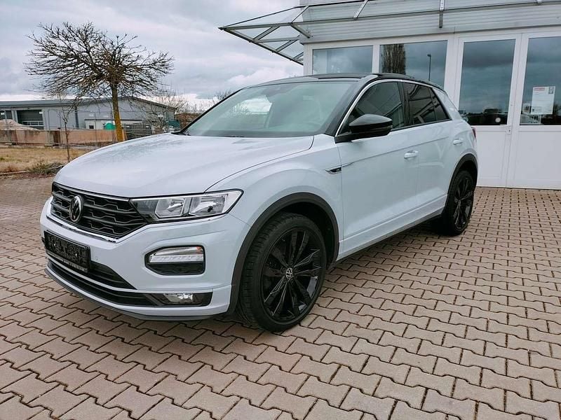 Gebraucht VW T-Roc Sport 150 PS (110 kW) 2021 White silver metallic SUV