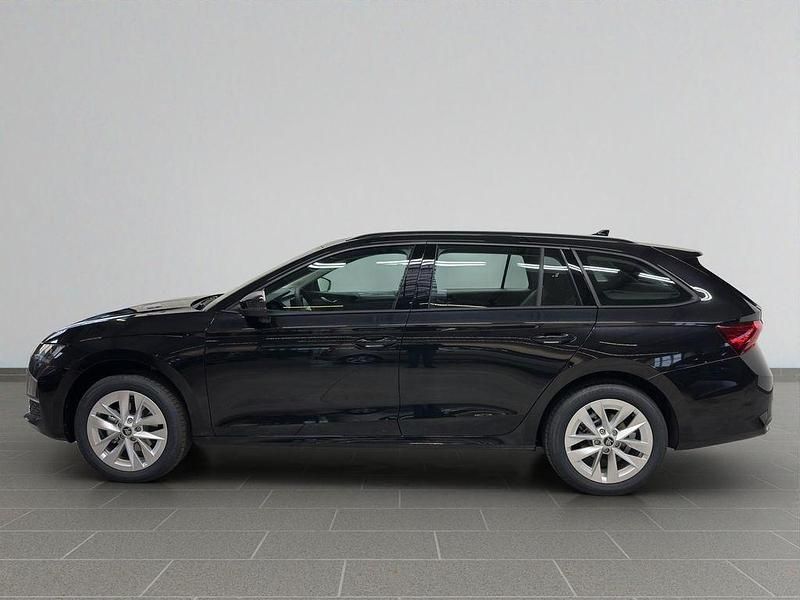 Neu Skoda Octavia Selection 150 PS (110 kW) 2026 Schwarz Kombi