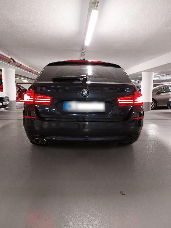 Second-hand BMW 518 2015 Albastru Break