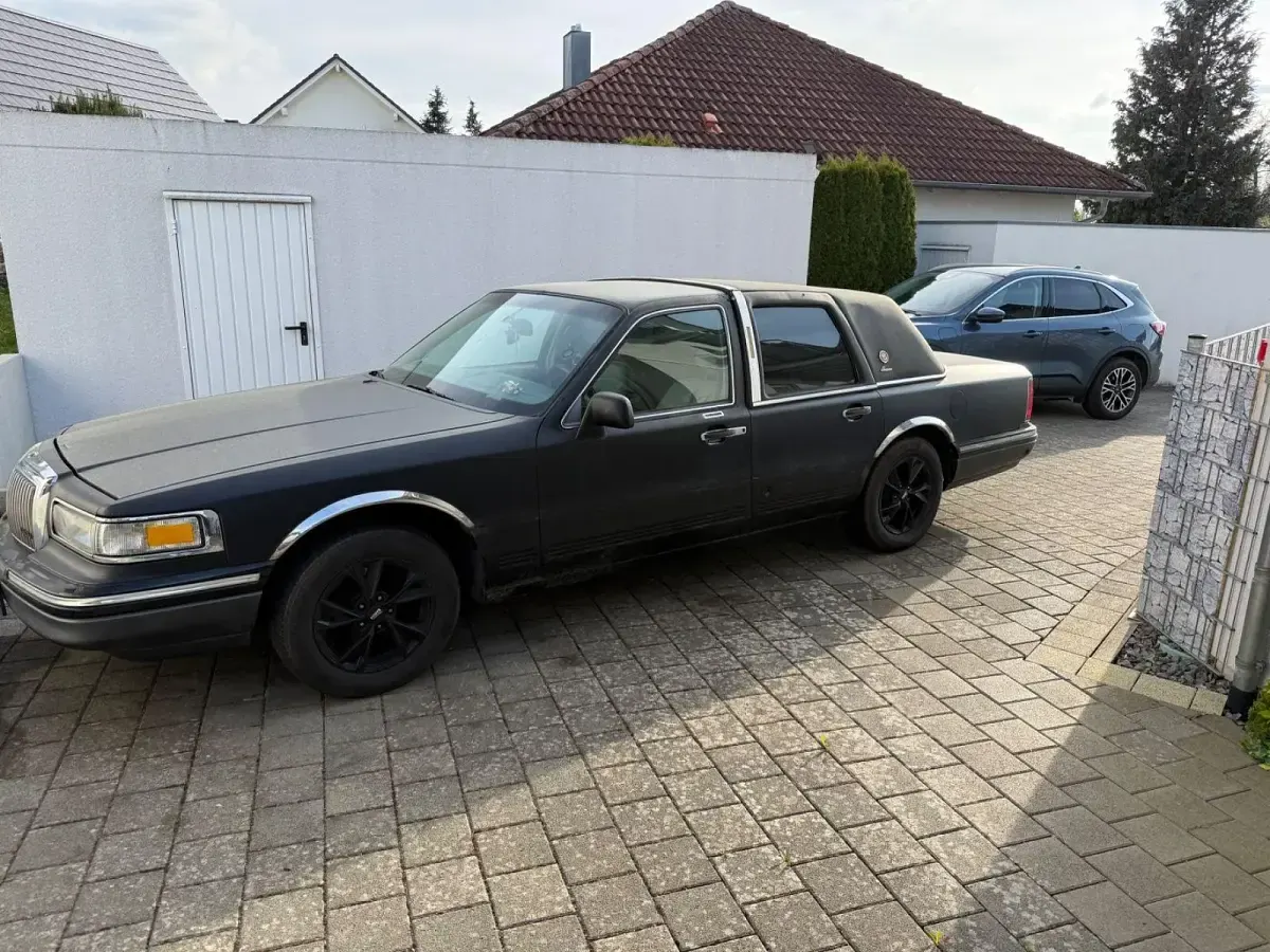 Gebraucht Lincoln Town Car 213 PS (156 kW) 1997 Schwarz Limousine