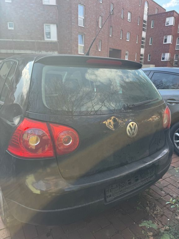 Schwarz Gebraucht 2005 VW Golf IV Basis Kombi | 1.400 € (Guter Preis) - Bild 1/4