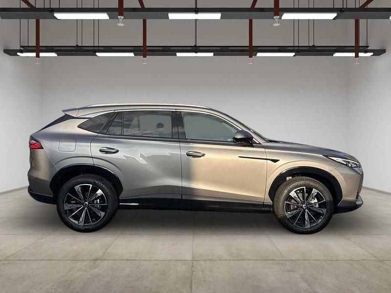 Neu MG HS Luxury 224 PS (164 kW) 2025 Weiß SUV