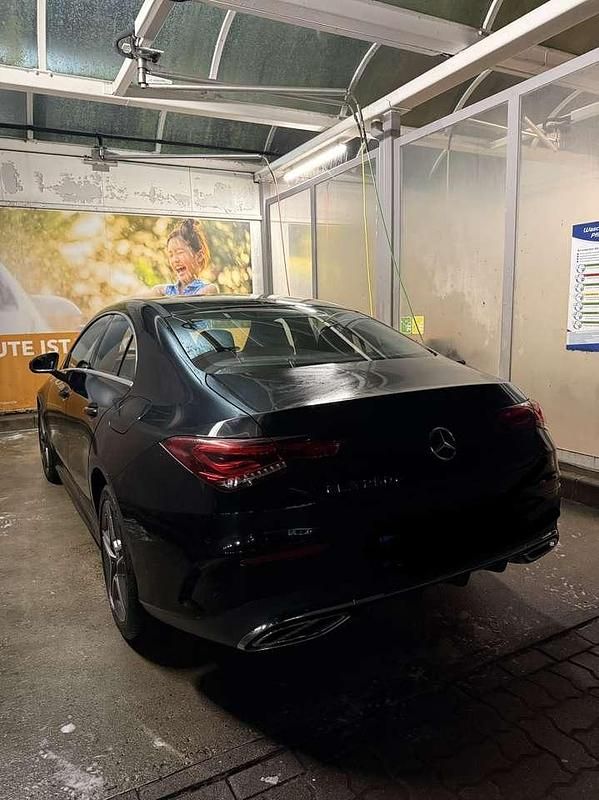 Gebraucht Mercedes CLA250e 160 PS (117 kW) 2023 Schwarz Limousine