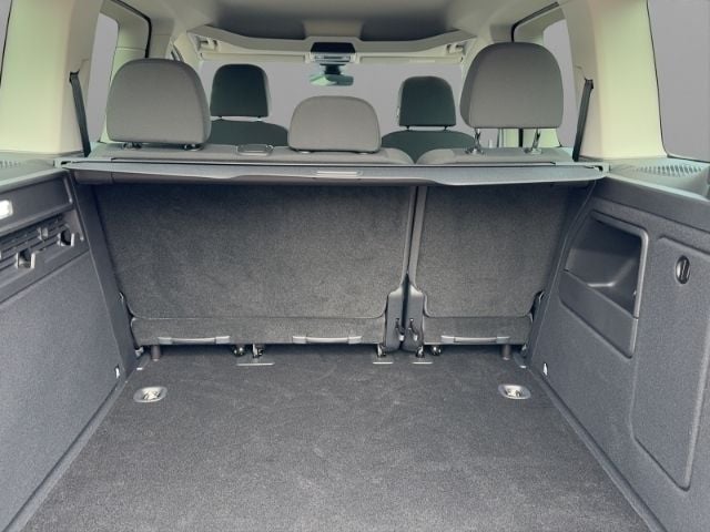 Gebraucht VW Caddy Basis 114 PS (83 kW) 2024 Weiss Van / Kleinbus