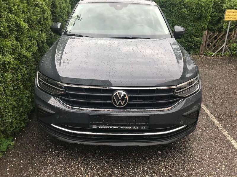 Gebraucht 2021 VW Tiguan Basis SUV | 25.490 € (Fairer Preis) - Bild 1/4
