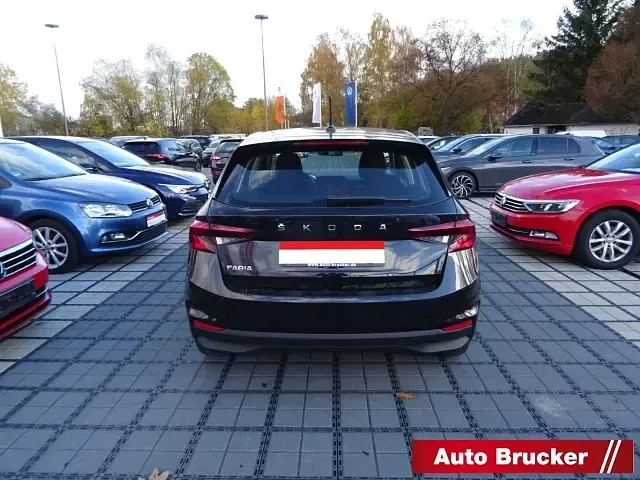 Gebraucht Skoda Fabia Ambition 80 PS (58 kW) 2021 Schwarz metallic Kleinwagen