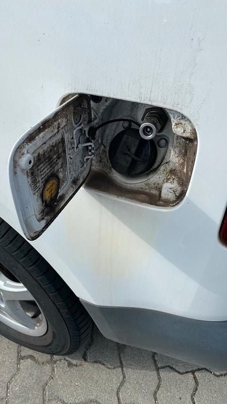 Gebraucht VW Caddy 91 PS (66 kW) 2008 Weiß Van / Kleinbus