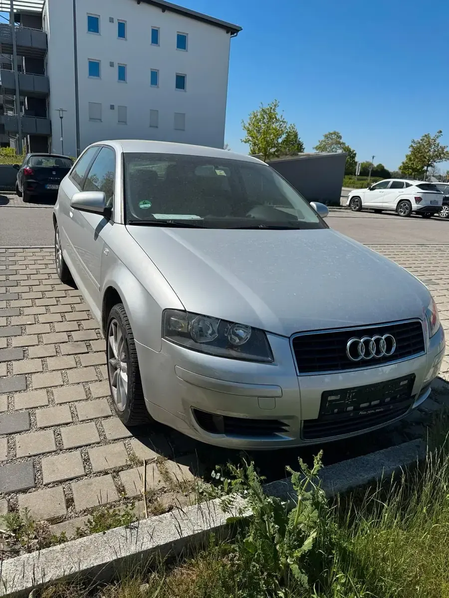 Second-hand Audi A3 102 CP (75 kW) 2004 Hatchback