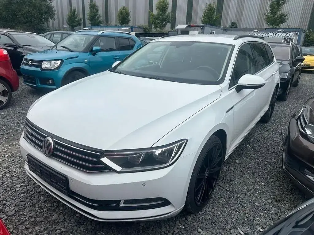 Gebraucht VW Passat Comfortline 190 PS (139 kW) 2016 Weiß Kombi