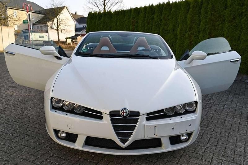 Gebraucht Alfa Romeo Spider 200 PS (147 kW) 2010 Weiß Cabrio
