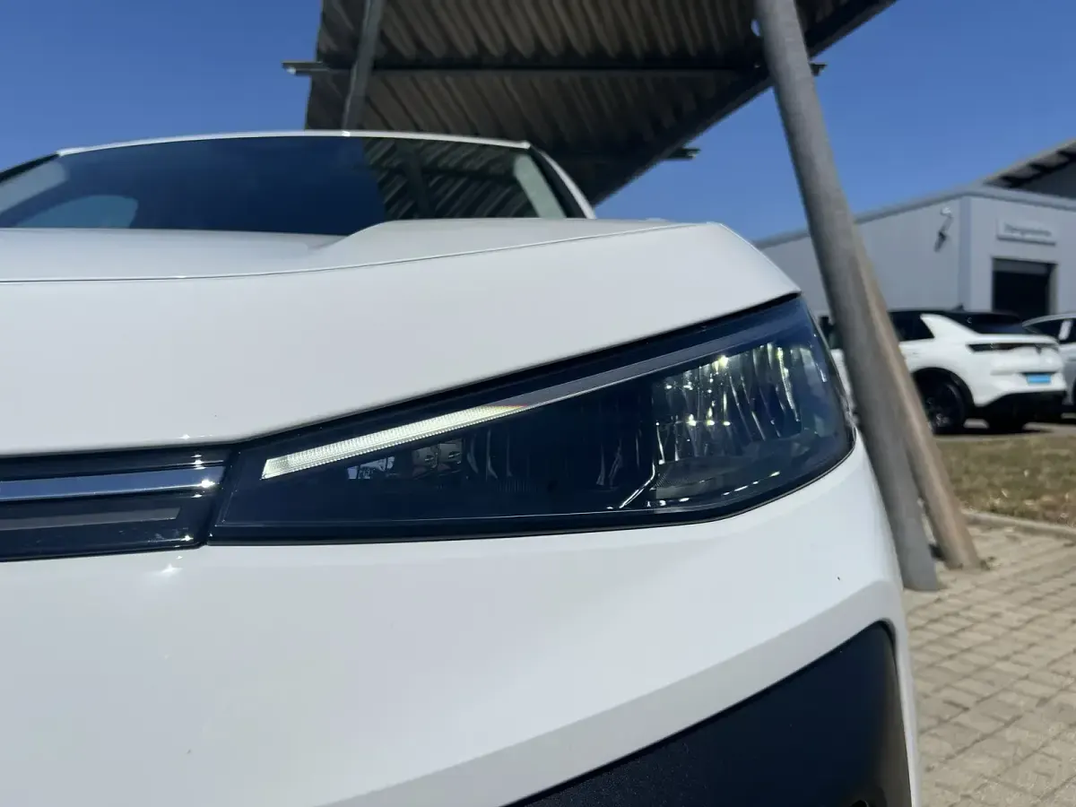 Gebraucht VW T-Roc Life 116 PS (85 kW) 2026 Weiß SUV