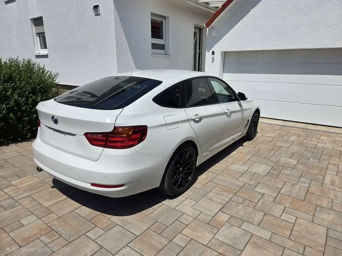 Gebraucht BMW 318 143 PS (105 kW) 2014 Weiß Limousine