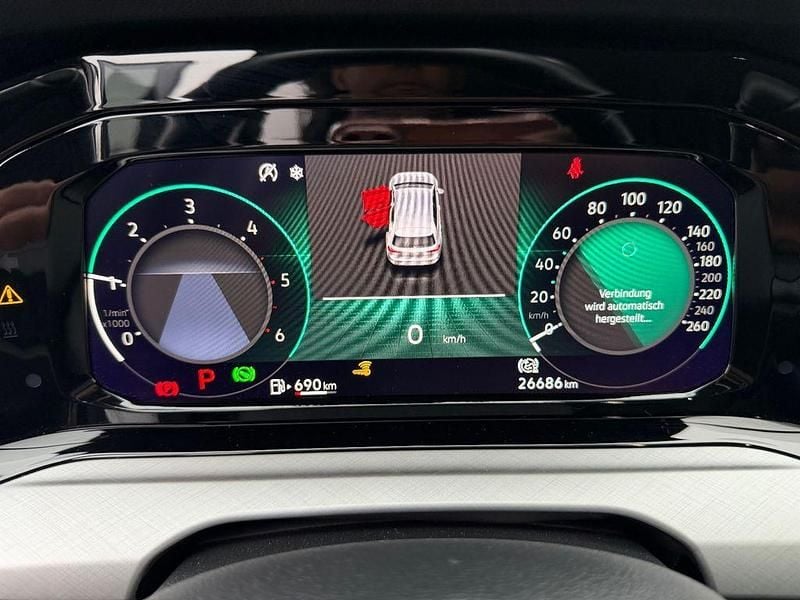 Grau Gebraucht 2021 VW Golf Active Limousine | 22.290 € (Guter Preis) - Bild 1/4