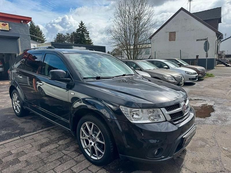 Gebraucht Fiat Freemont 170 PS (125 kW) 2014 Schwarz SUV