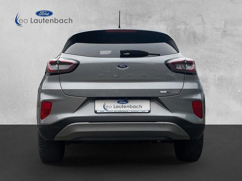 Gebraucht Ford Puma Titanium 125 PS (91 kW) 2021 Solar silver Limousine