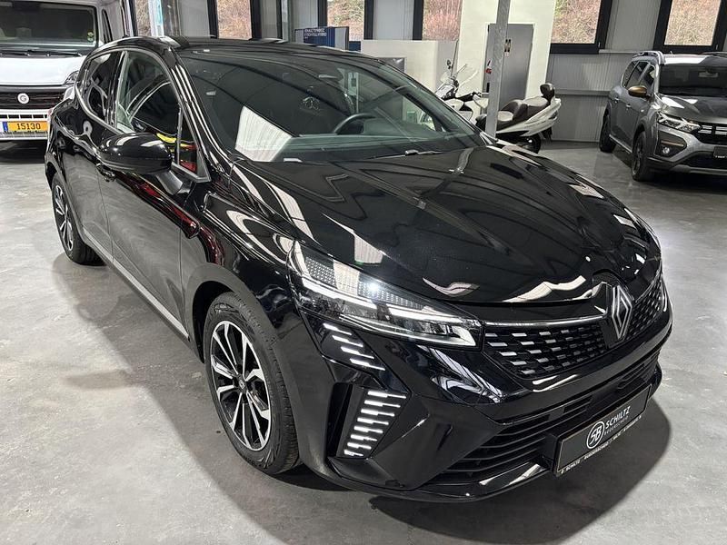 Schwarz Gebraucht 2024 Renault Clio V Techno Limousine | 15.690 € (Fairer Preis) - Bild 1/4