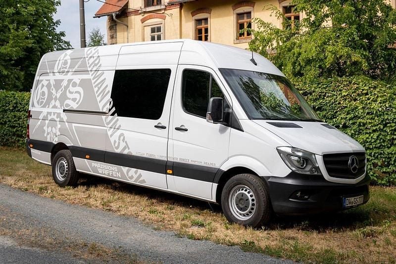 Weiß Gebraucht 2018 Mercedes Sprinter Van | 34.999 € - Bild 1/4
