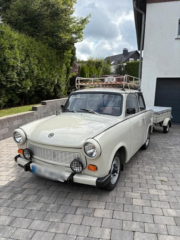 Beige Gebraucht 1972 Trabant 601 Kleinwagen | 12.000 € - Bild 1/4