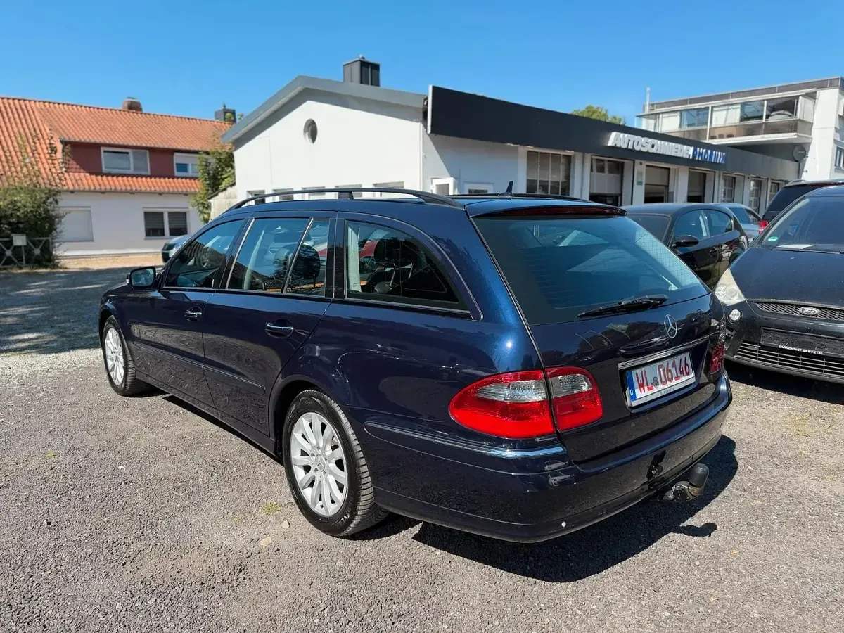 Gebraucht Mercedes E280 Elegance 231 PS (169 kW) 2007 Blau Kombi