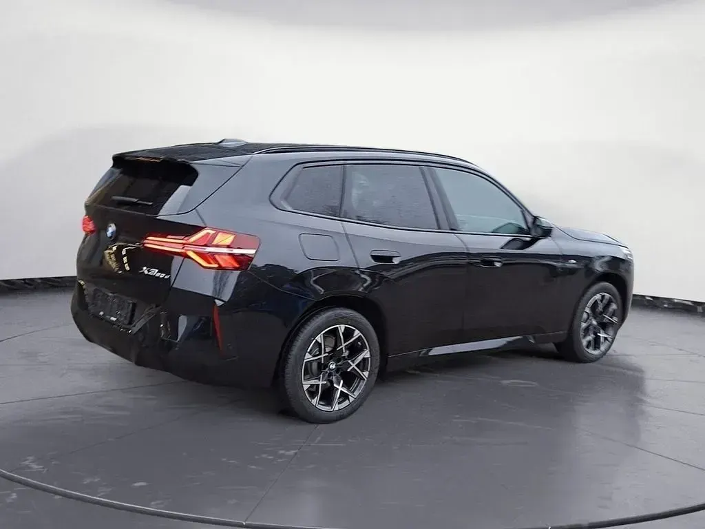 Gebraucht BMW X3 M Sport 197 PS (144 kW) 2026 Schwarz SUV