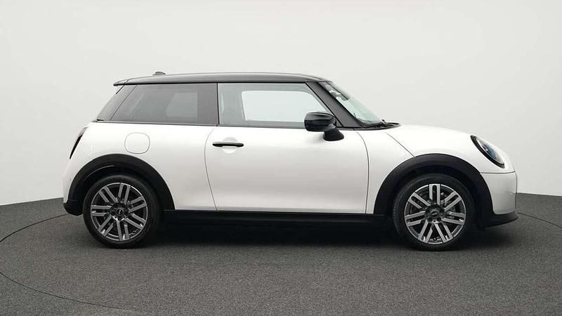 Gebraucht Mini Cooper Classic 156 PS (114 kW) 2024 Weiß Kleinwagen