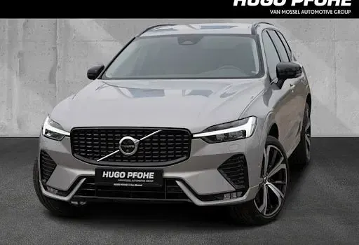 Gebraucht Volvo XC60 Plus 197 PS (144 kW) 2024 Silber SUV
