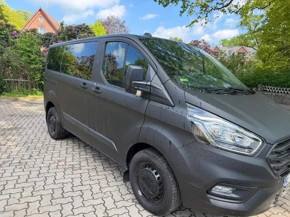 Używany Ford Transit Basis 131 KM (96 kW) 2021 Czarny Pickup