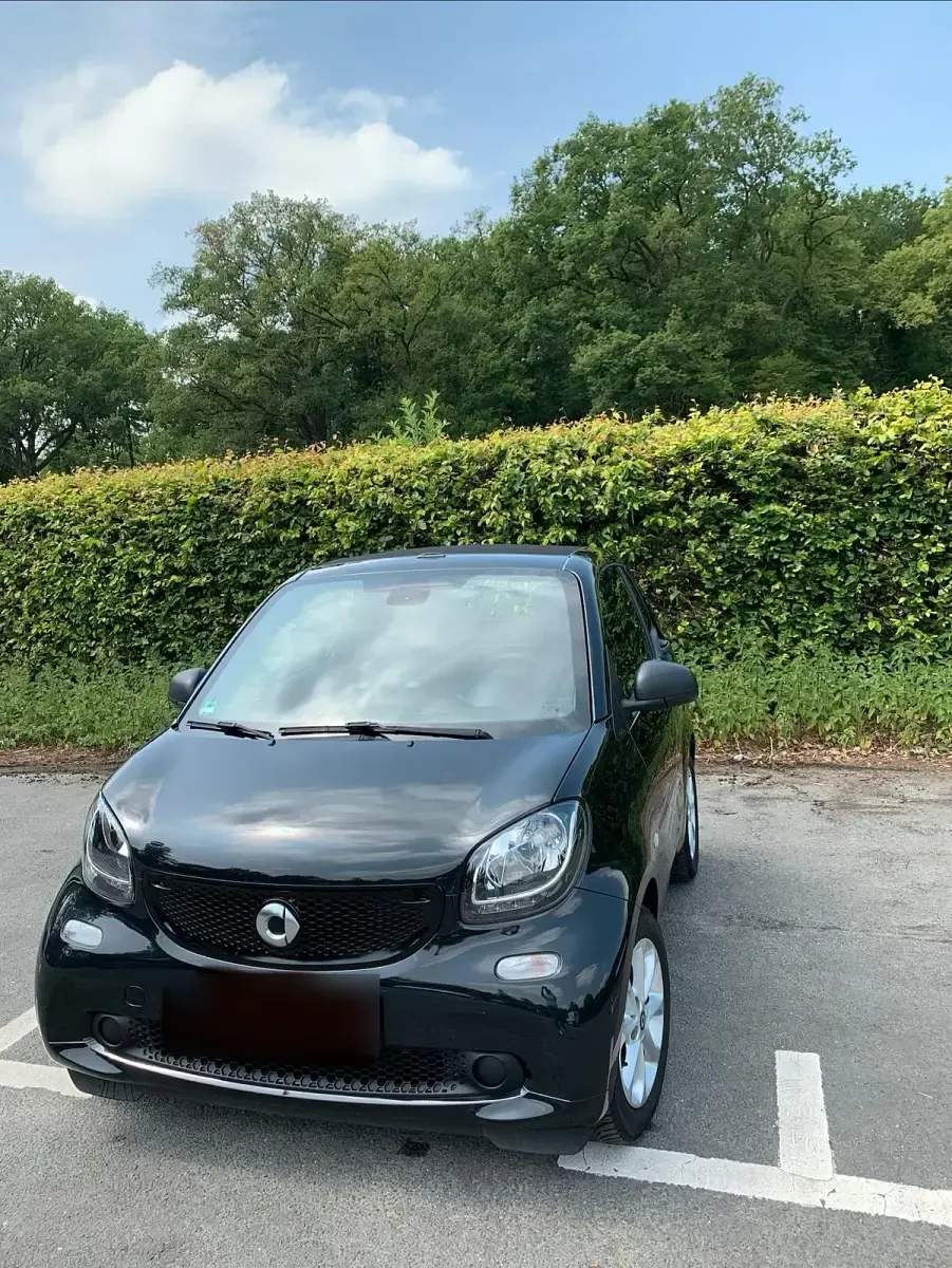 Gebraucht Smart ForTwo Cabrio 90 PS (66 kW) 2017 Schwarz Cabrio