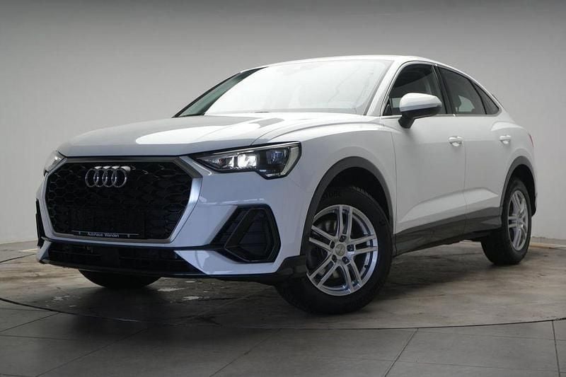 Gebraucht Audi Q3 Sportback Performance 150 PS (110 kW) 2024 Arkona white SUV