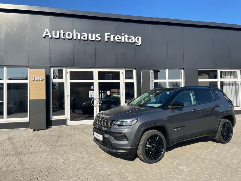 Graphite Gebraucht 2022 Jeep Compass SUV | 22.990 € (Guter Preis) - Bild 1/4