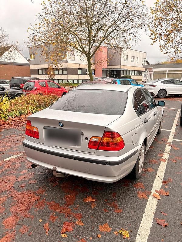 Gebraucht BMW 316 116 PS (85 kW) 2003 Silber Limousine