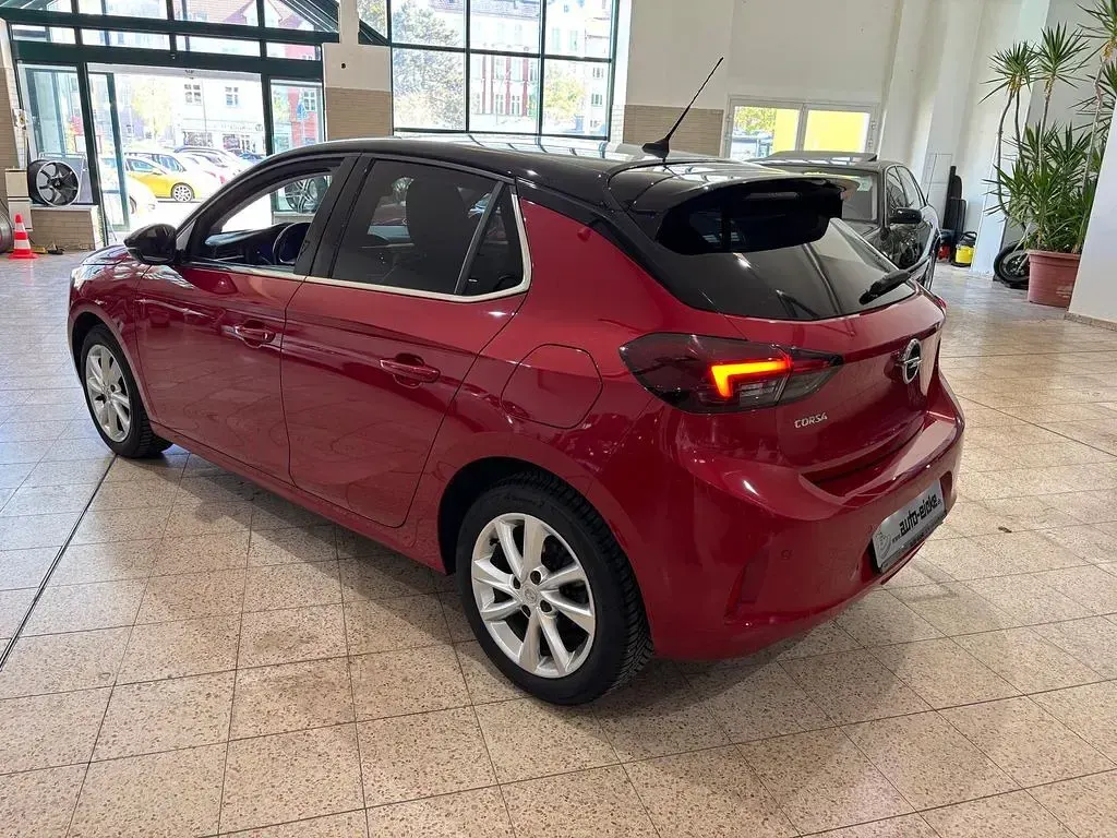 Gebraucht Opel Corsa Elegance 101 PS (74 kW) 2021 Chili rot Kleinwagen