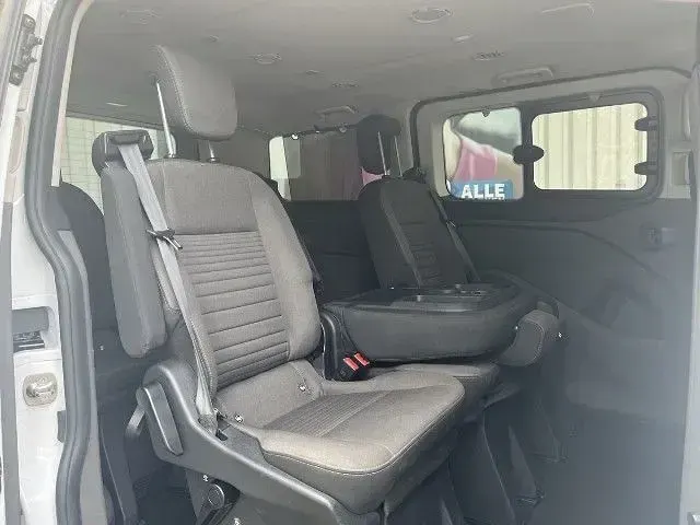 Gebraucht Ford Tourneo Titanium 150 PS (110 kW) 2023 Weiß Van / Kleinbus