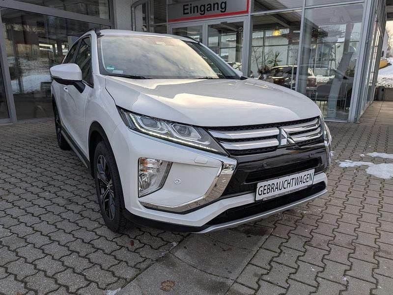 Weiß Gebraucht 2018 Mitsubishi Eclipse Cross Edition SUV | 14.500 € (Guter Preis) - Bild 1/4