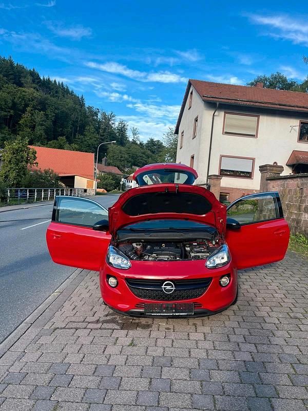 Gebraucht Opel Adam 115 PS (84 kW) 2015 Rot Kleinwagen