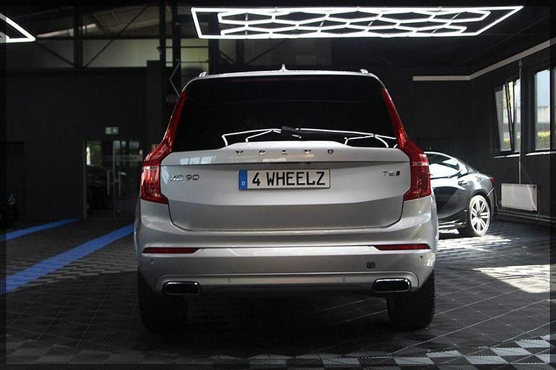 Gebraucht Volvo XC90 Momentum 320 PS (235 kW) 2016 Silber SUV