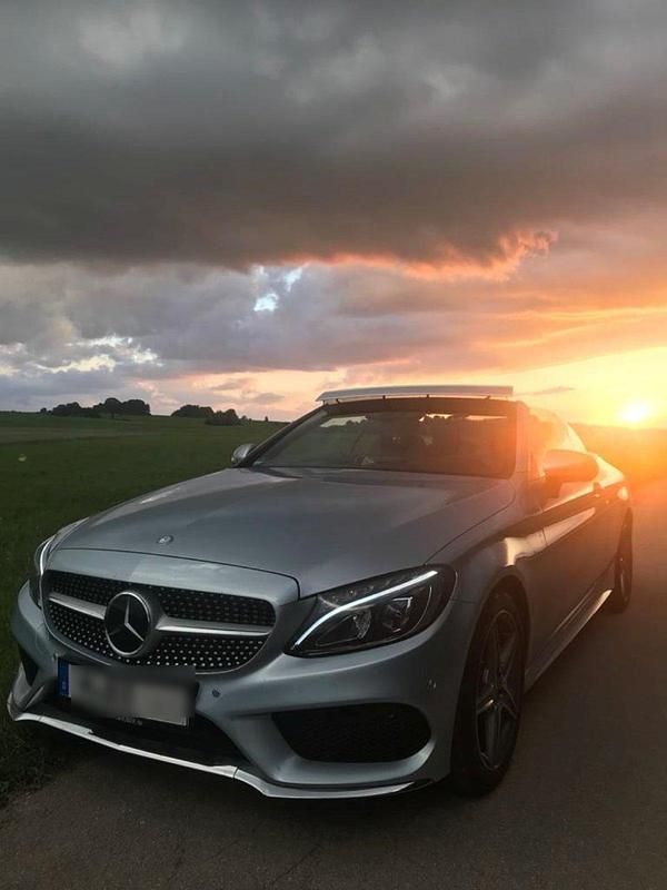 Grau Gebraucht 2017 Mercedes C200 AMG line Cabrio | 27.000 € (Fairer Preis) - Bild 1/4